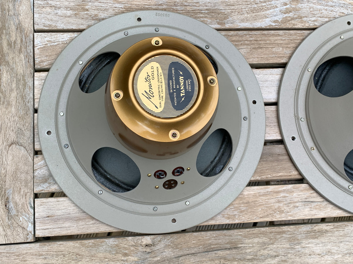Lovely pair TANNOY Gold 3LZ speakers, cast chassis. Collection