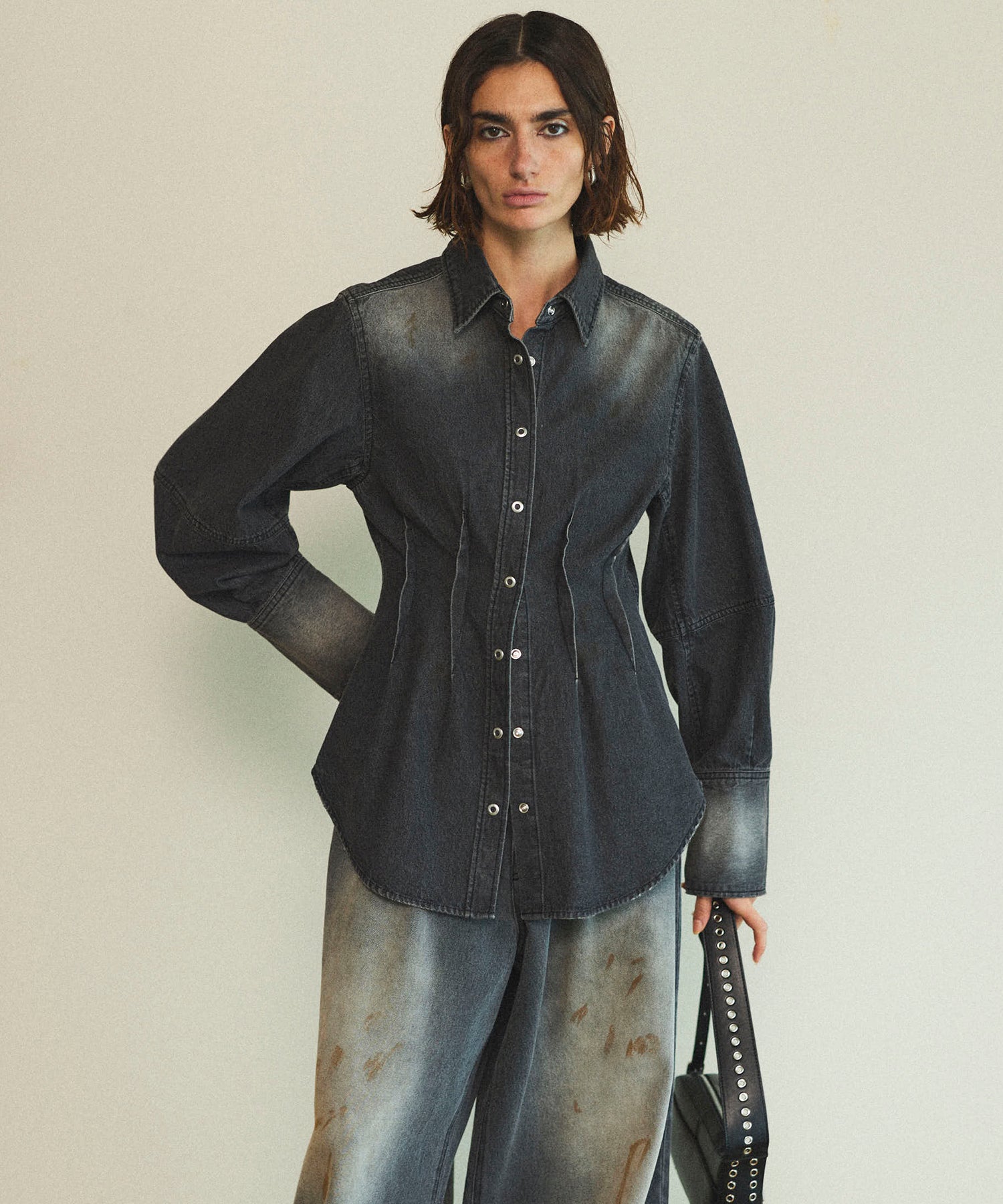 SALE】Waist Sharp Denim Shirt