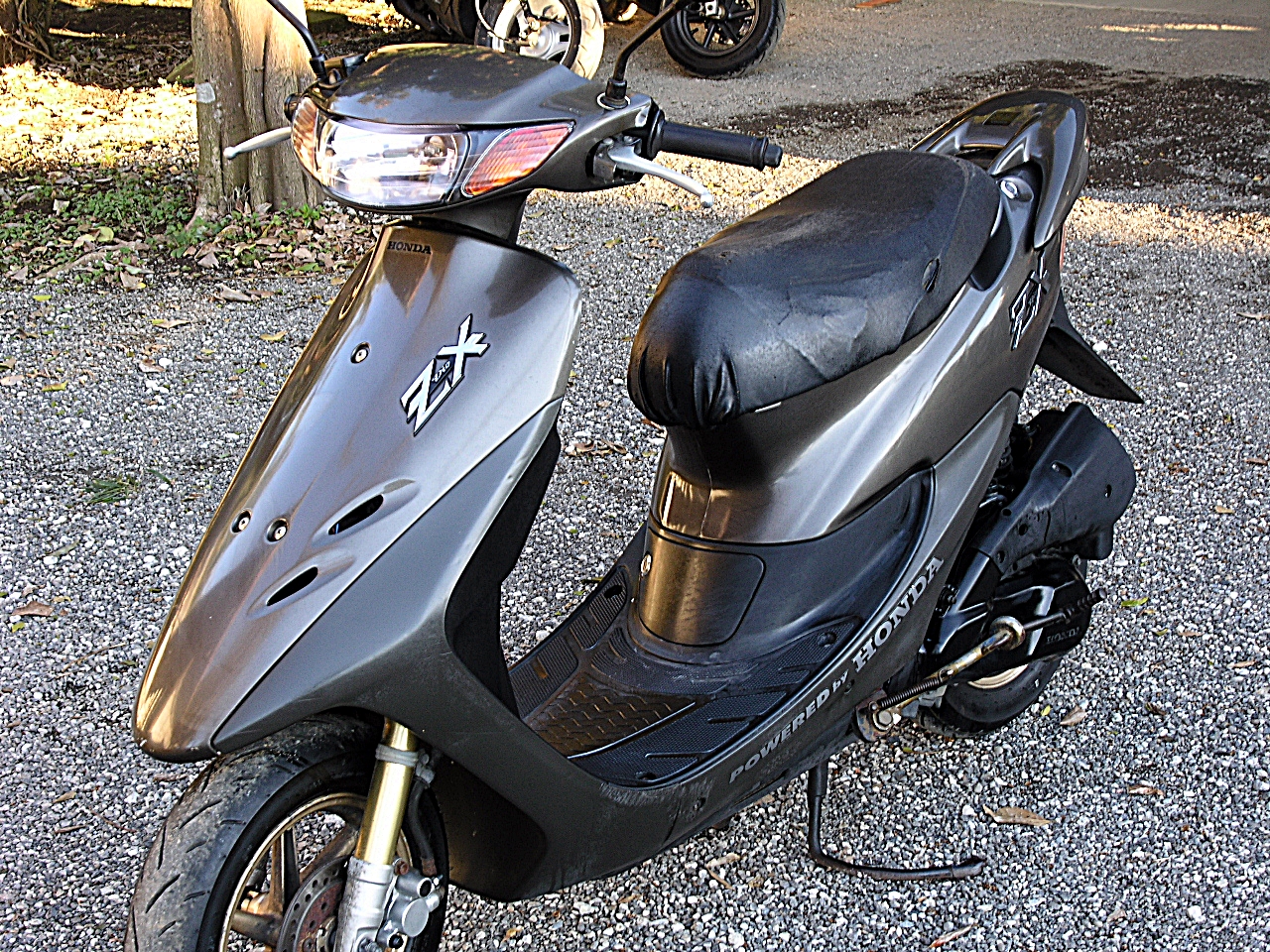 Live Dio ZX ガンメタ入荷しました。【松伏、野田、春日部、バイクの