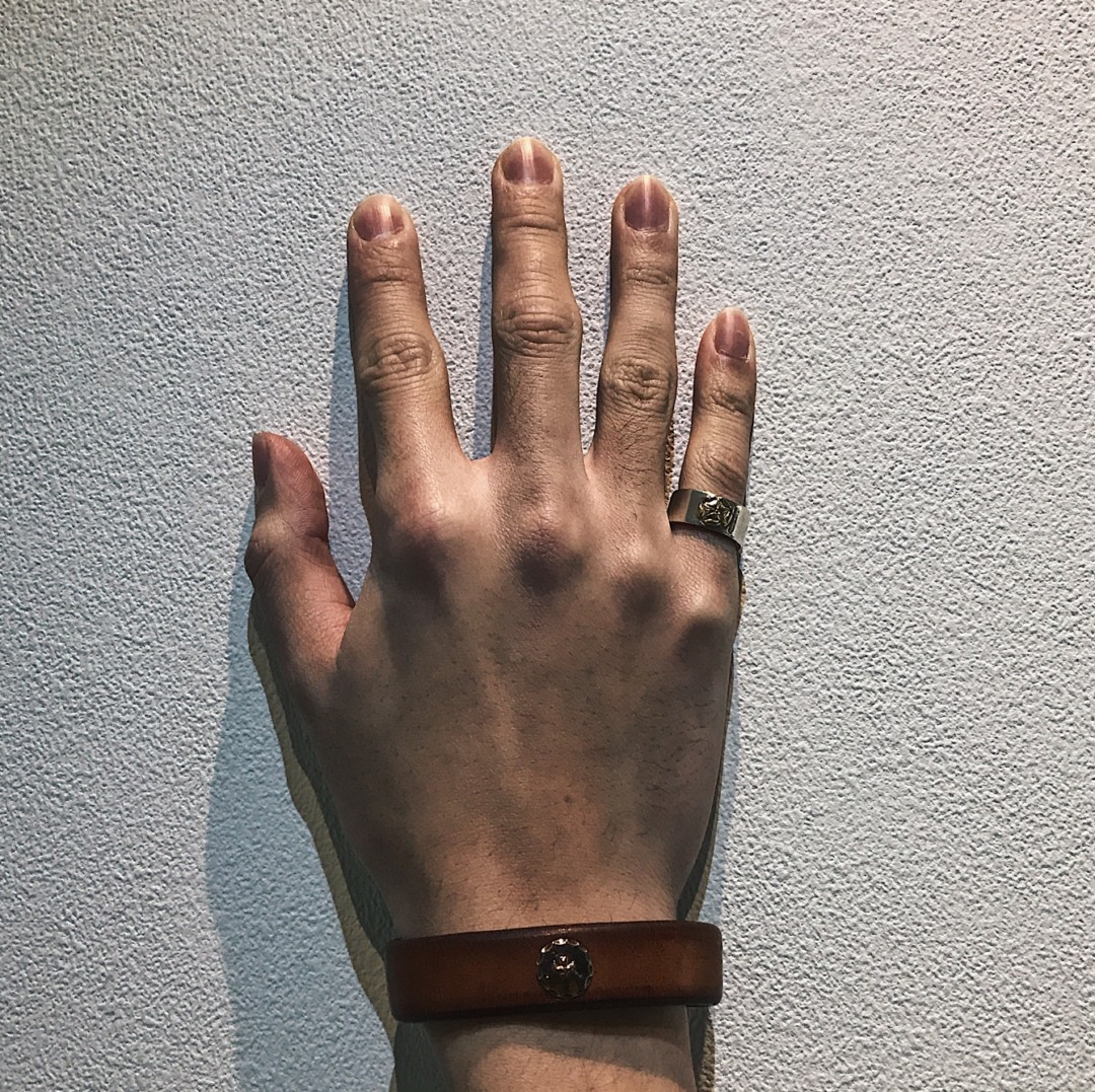 0204【金メタル付きレザーブレスレット】(福岡)