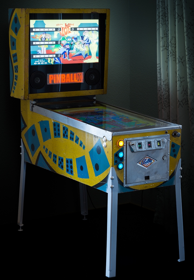 Make: Japan | まるで本物の感触のデジタルピンボール