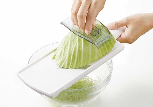 V刃キャベツスライサー（安全ホルダー付）