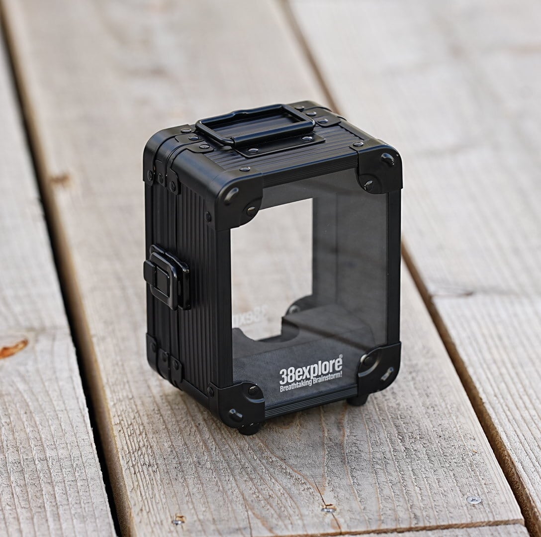 38explore 38-kT HAUS1 – Black Label