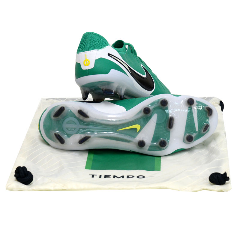 ナイキ ティエンポ レジェンド 10 エリート FG LV8 HJ7272-300