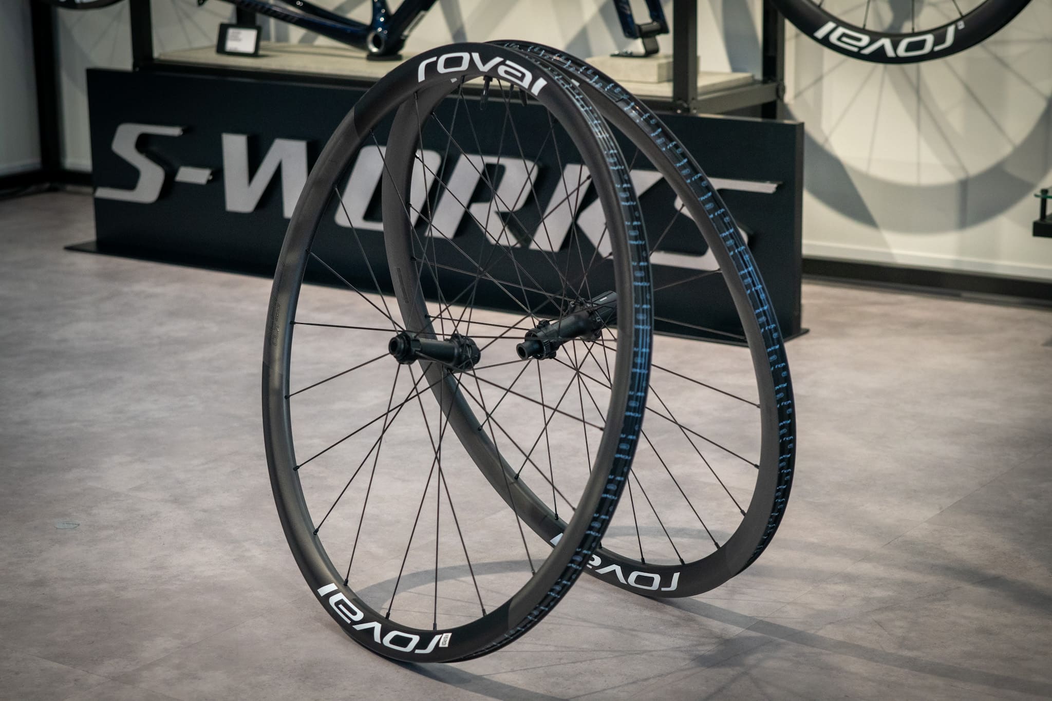 Tarmac SL8 × Alpinist CLXⅡ すべてを征する一台のもう一つの姿