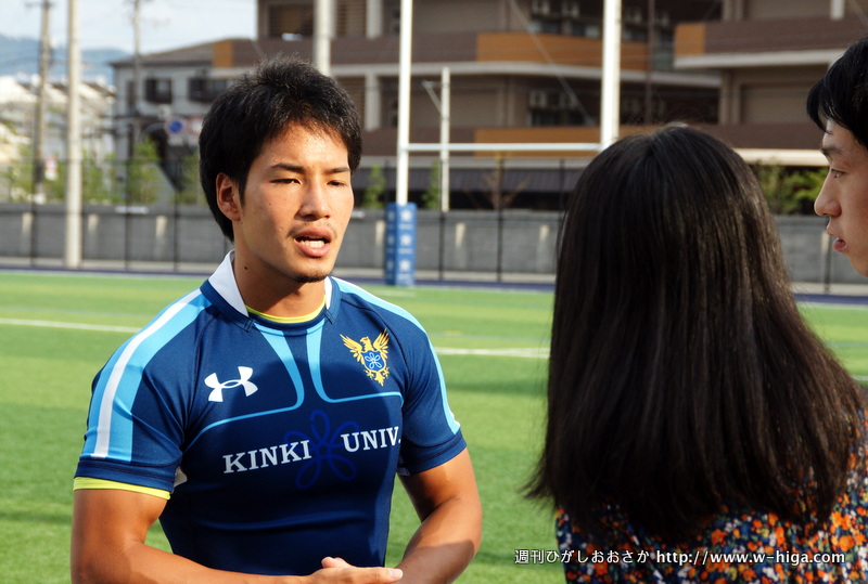 近大ラグビー部、新ユニフォームは青！ - 週刊ひがしおおさか