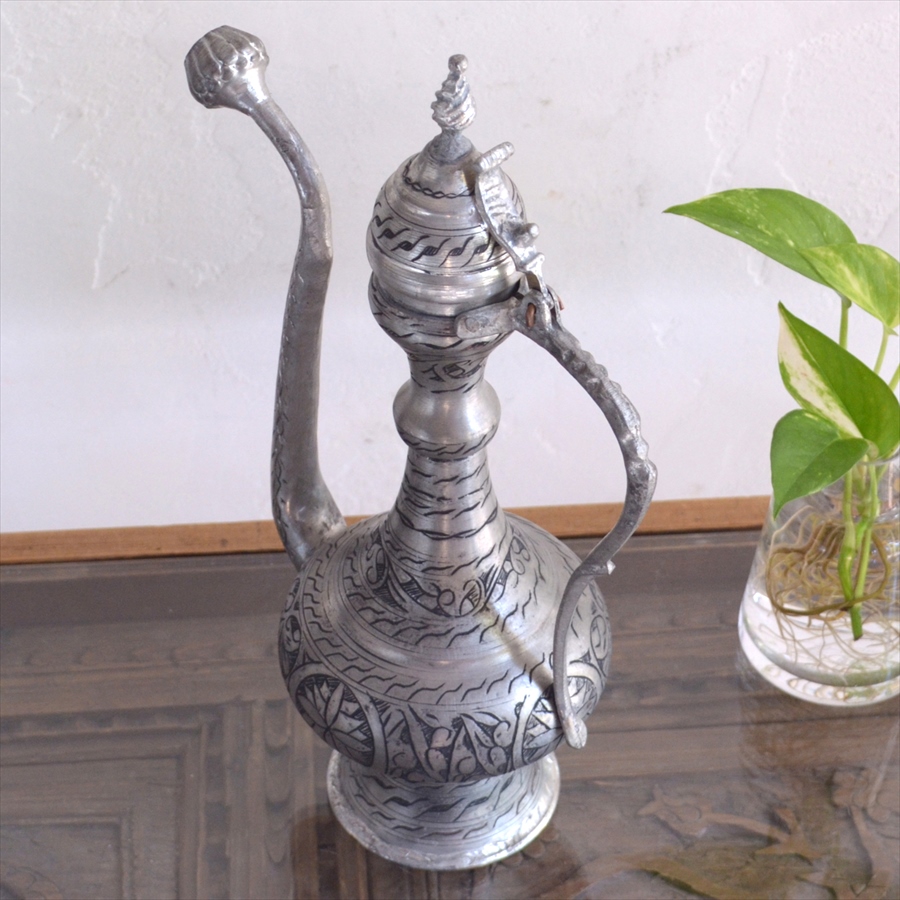 トルコ・銅製の水差し・アンティークシルバー/高さ35cm / ガラタバザール
