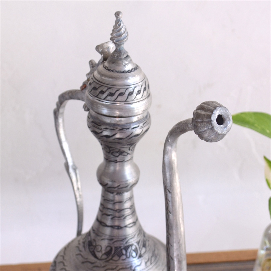 トルコ・銅製の水差し・アンティークシルバー/高さ35cm / ガラタバザール