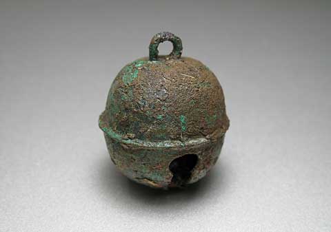 銅鈴（荒久B）／市原歴史博物館