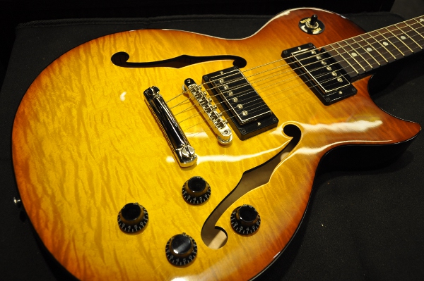 ギブソン・フリーク必見！フラット・トップのES-Les Paulが登場ッ