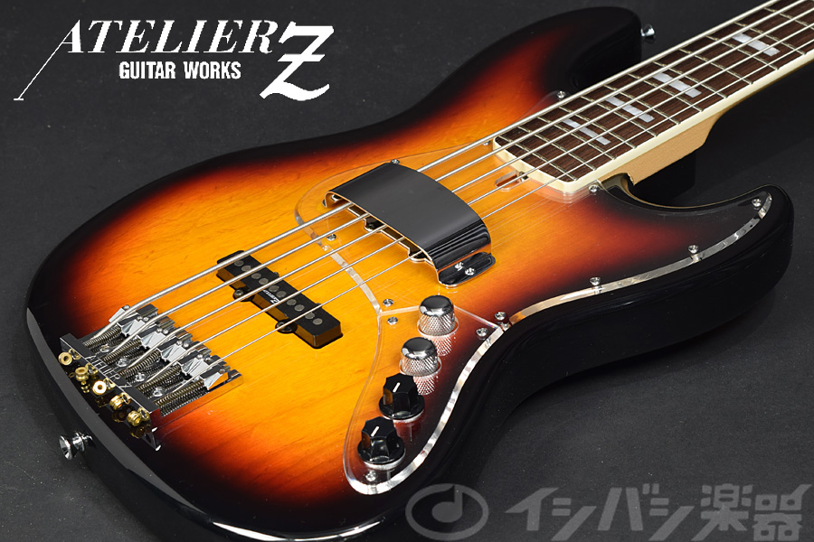 中古アトリエZベース【新宿店2F U-BOXギターズに大集結