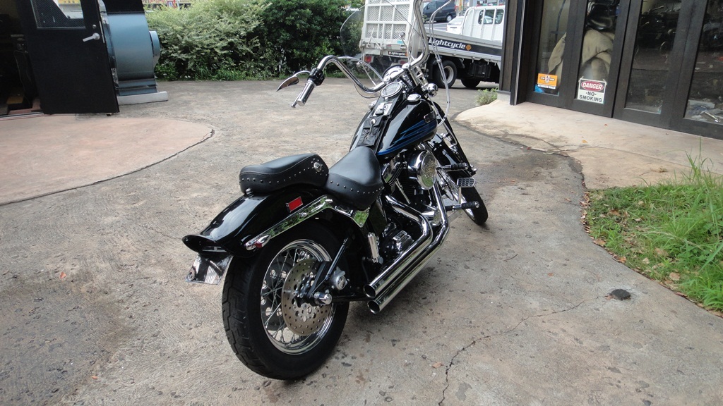 希少人気モデル。バッドボーイ入荷しました！ (Lightcycle | Blog)