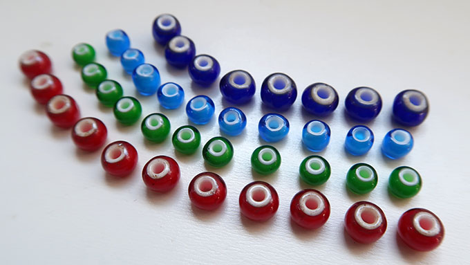 ホワイトハーツ|アンティークビーズ|Pron