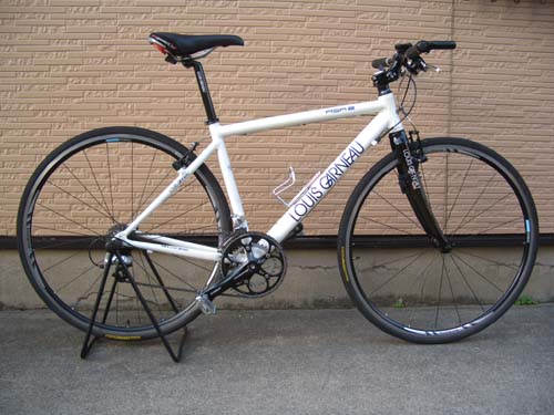 クロスバイク 車体 カスタム済み ルイガノ AL6061 クロスバイク RSR2