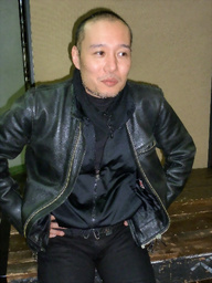 asahi.com（朝日新聞社）：俳優・千葉哲也 演出に専念 「引き算する