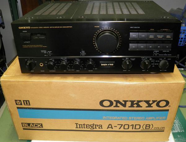 オンキョー ONKYO A701D プリメインアンプ