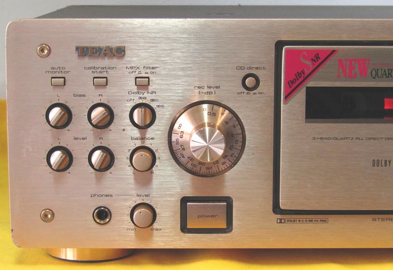 ティアック TEAC V-8030S カセットデッキ