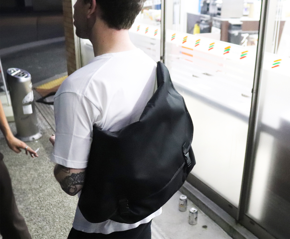 ONLINE SHOP：PACKING / MESSENGER BAG (BLACK)｜BEDLAMやNOTHIN