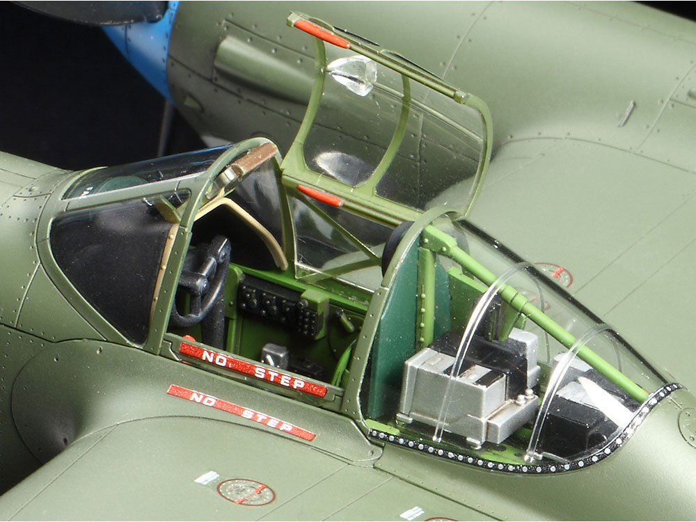 1/48 ロッキード P-38F/G ライトニング: スケールモデル｜TAMIYA SHOP