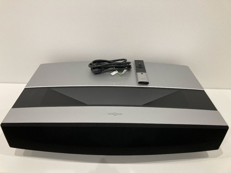 XGIMI AURA実機検証！】壁とプロジェクタースクリーンの映り方徹底比較