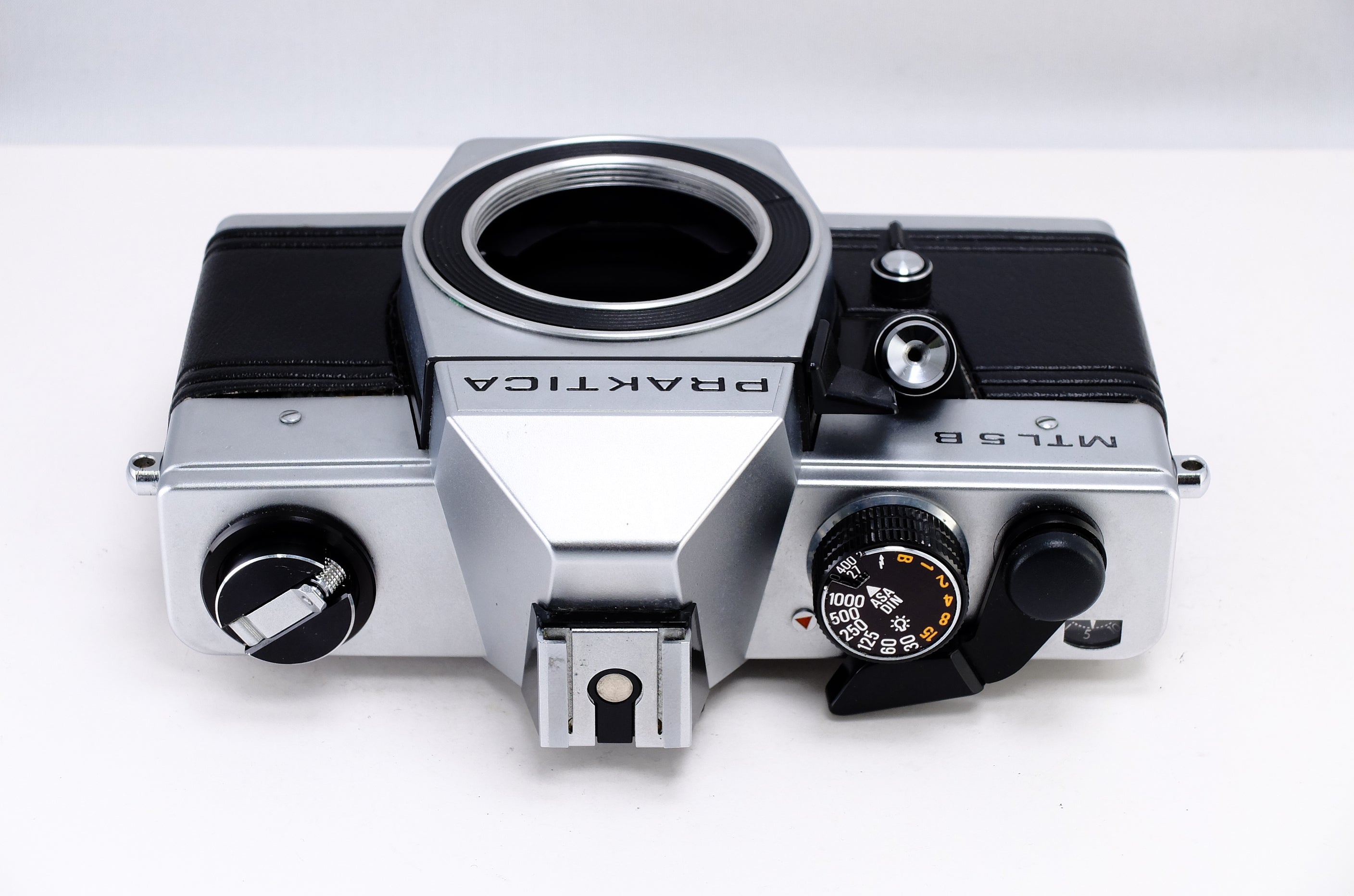 PENTACON Praktica MTL5B + CarlZeiss JenaTessar 50mm F2.8 M42