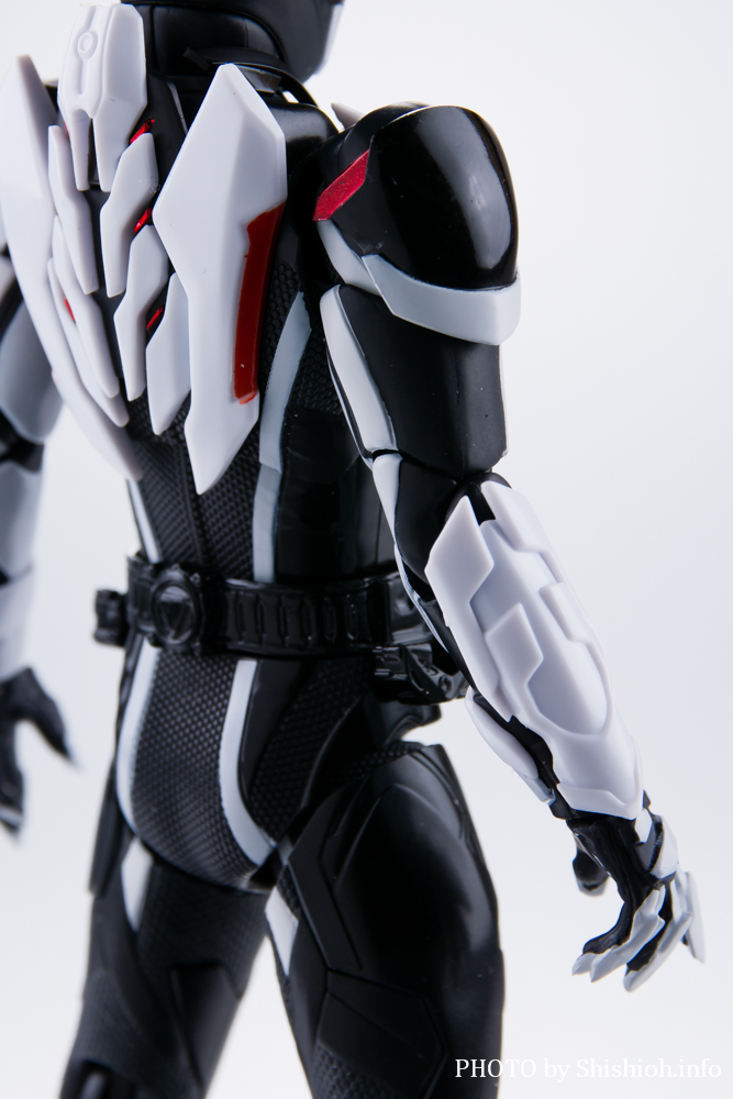 レビュー】 S.H.Figuarts 仮面ライダーアークワン