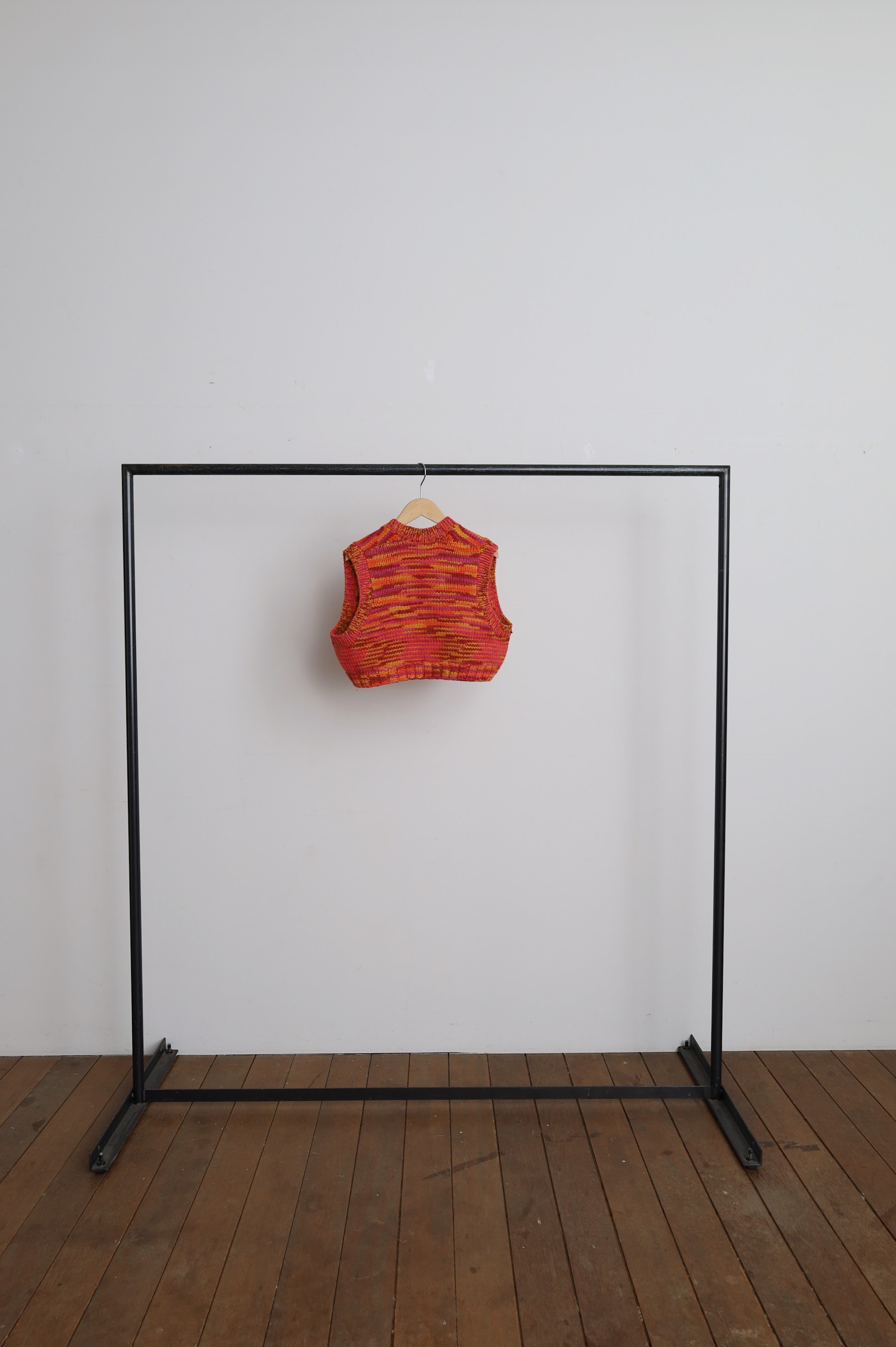 JUN MIKAMI 段染めハンドニットベスト – tlalli-online-store