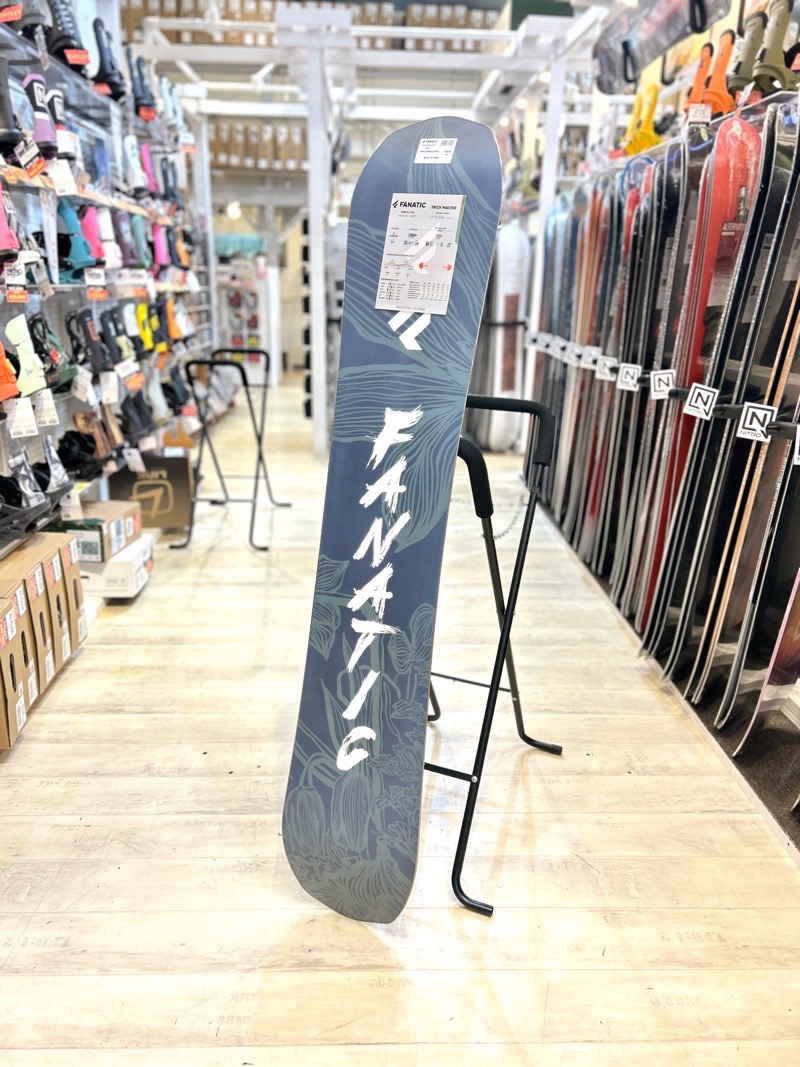 楽天市場】50％OFF 【即納】 メンズ スノーボード 板 型落ち FANATIC