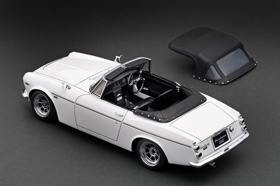 楽天市場】イグニッション モデル 1/18 ダットサン フェアレディ 2000