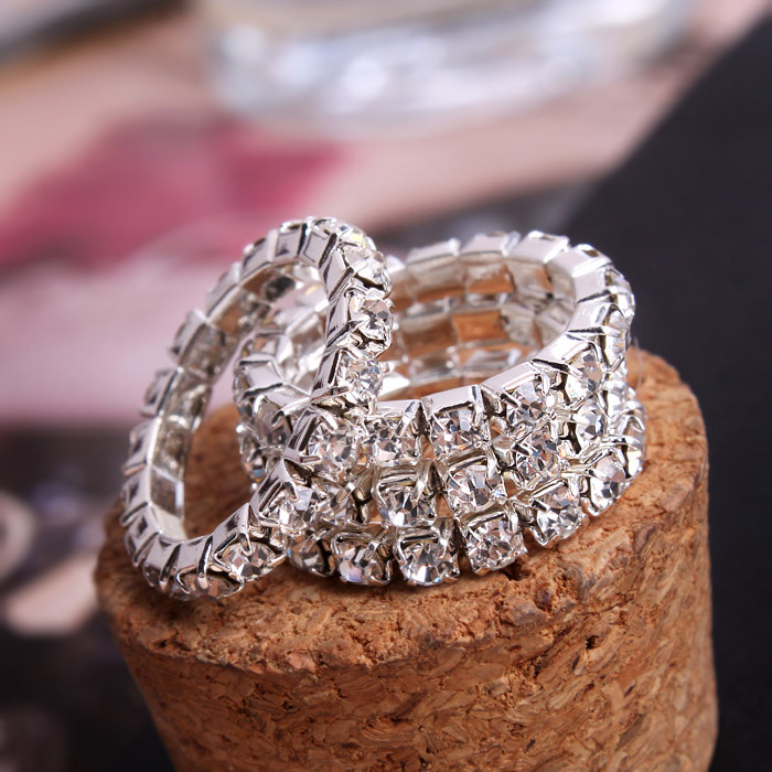 楽天市場】エタニティリング 指輪 スワロフスキー フルエタニティ