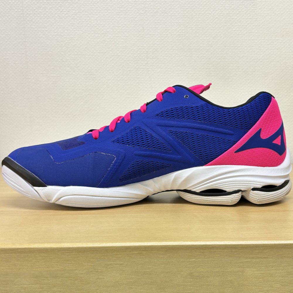 楽天市場】【サイズ交換送料無料】ミズノ バレーボールシューズ WAVE