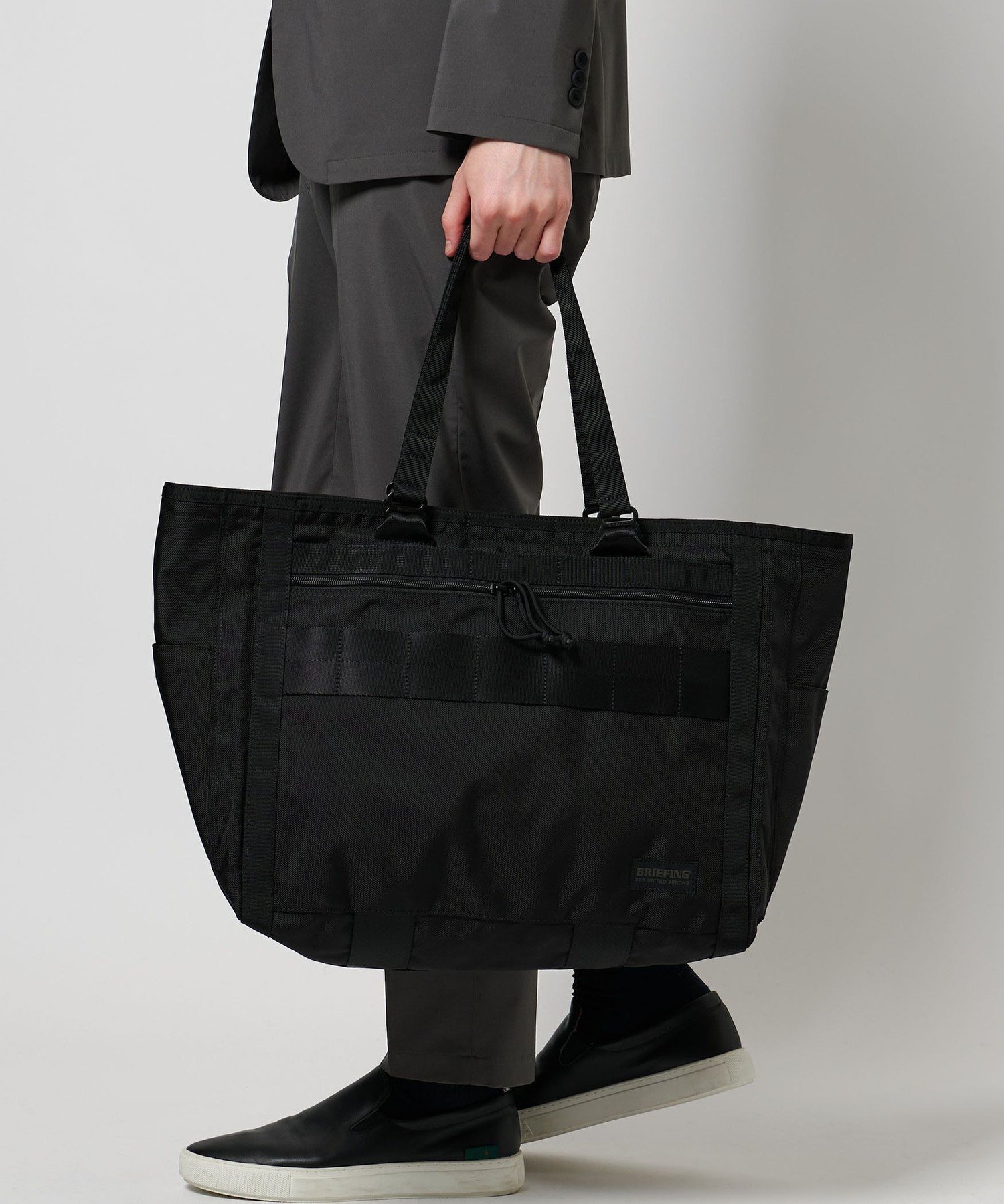 UNITED ARROWS別注 BRIEFING PC TOTE ダークグレー 中古・古着通販】BRIEFING (ブリーフィング) UNITED ARROWS