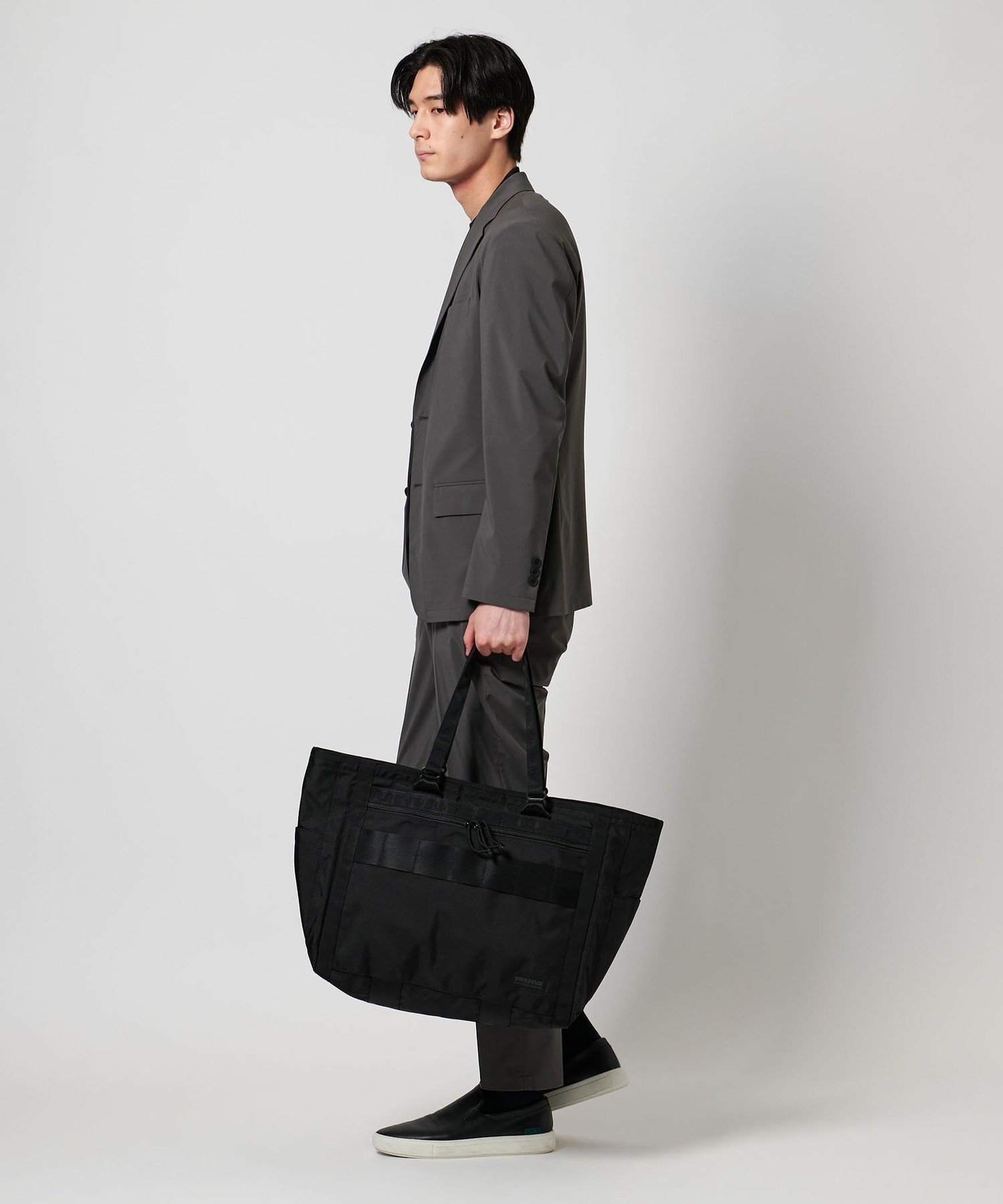 UNITED ARROWS別注 BRIEFING PC TOTE ダークグレー 中古・古着通販】BRIEFING (ブリーフィング) UNITED ARROWS
