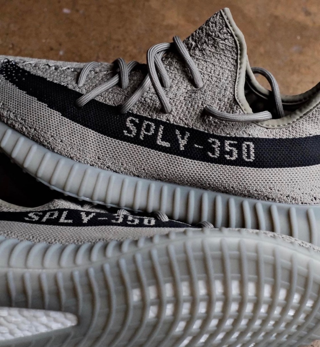 adidas Yeezy Boost 350 V2 “Granite”が国内8月14日より発売予定