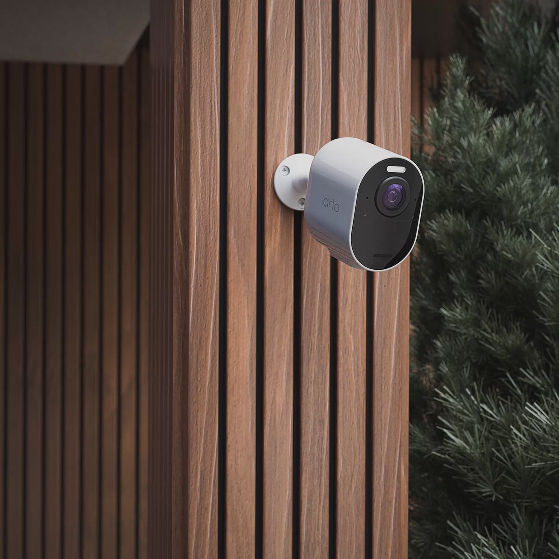 Ultra Wireless Security Camera 4K - 3rd Gen | Arlo