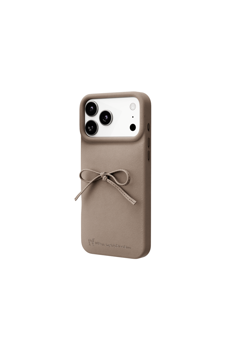 the-soap-case-delicate-bow-in-