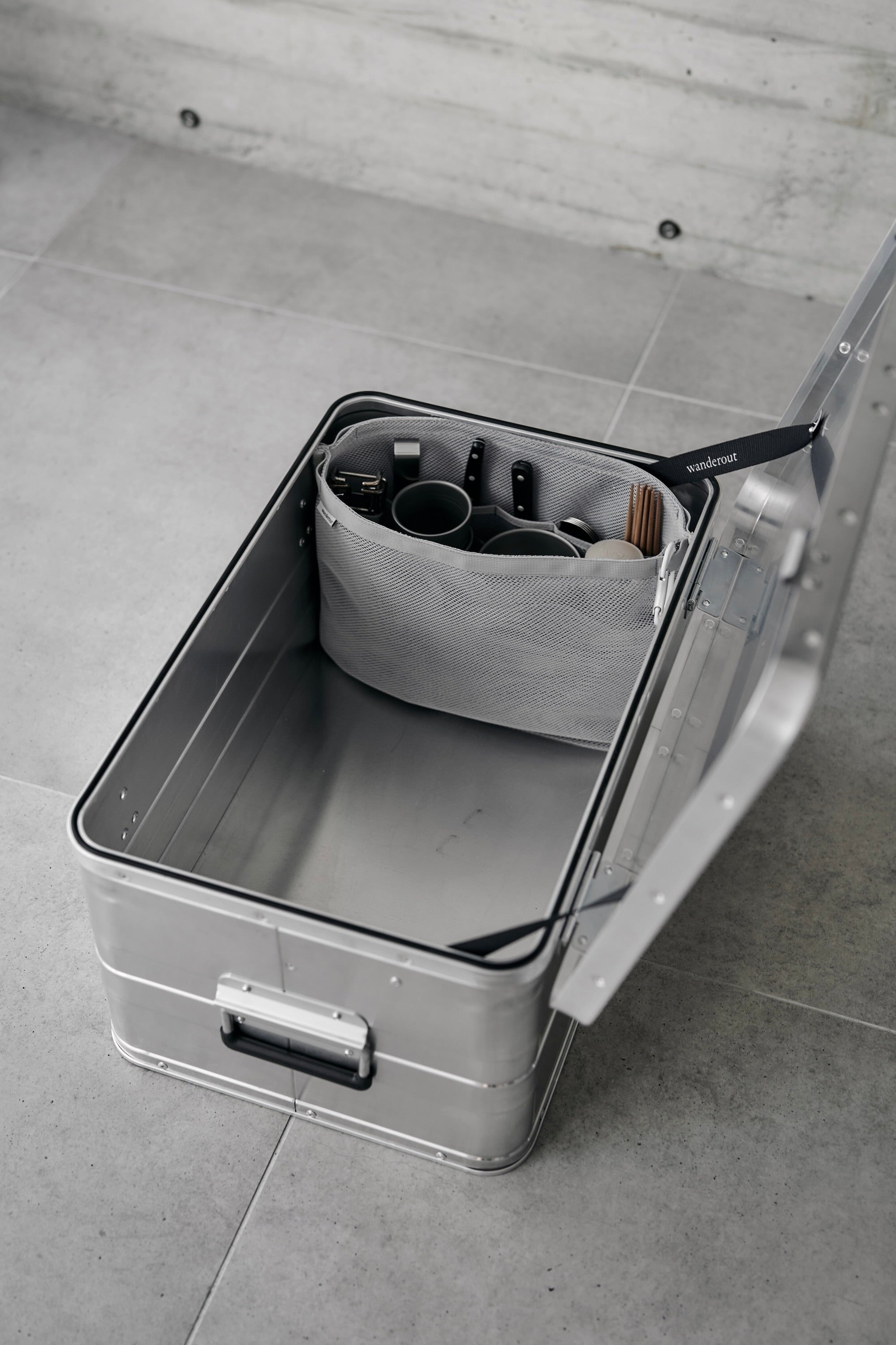 Wanderout / Universal Box 47L – wanderout