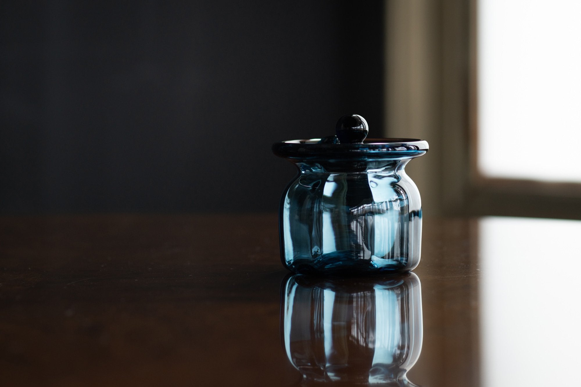 くるみガラス 藍色シュガーポット｜ガラス工房 橙