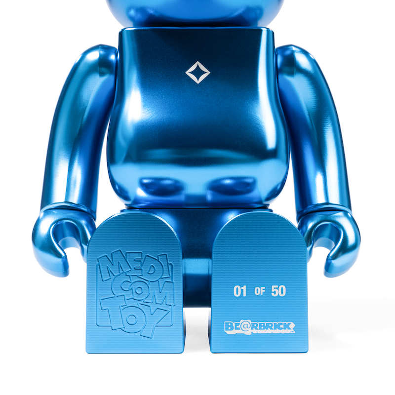 全世界50体限定！ ヘリノックス仕様の特別なベアブリックが登場！ | GO