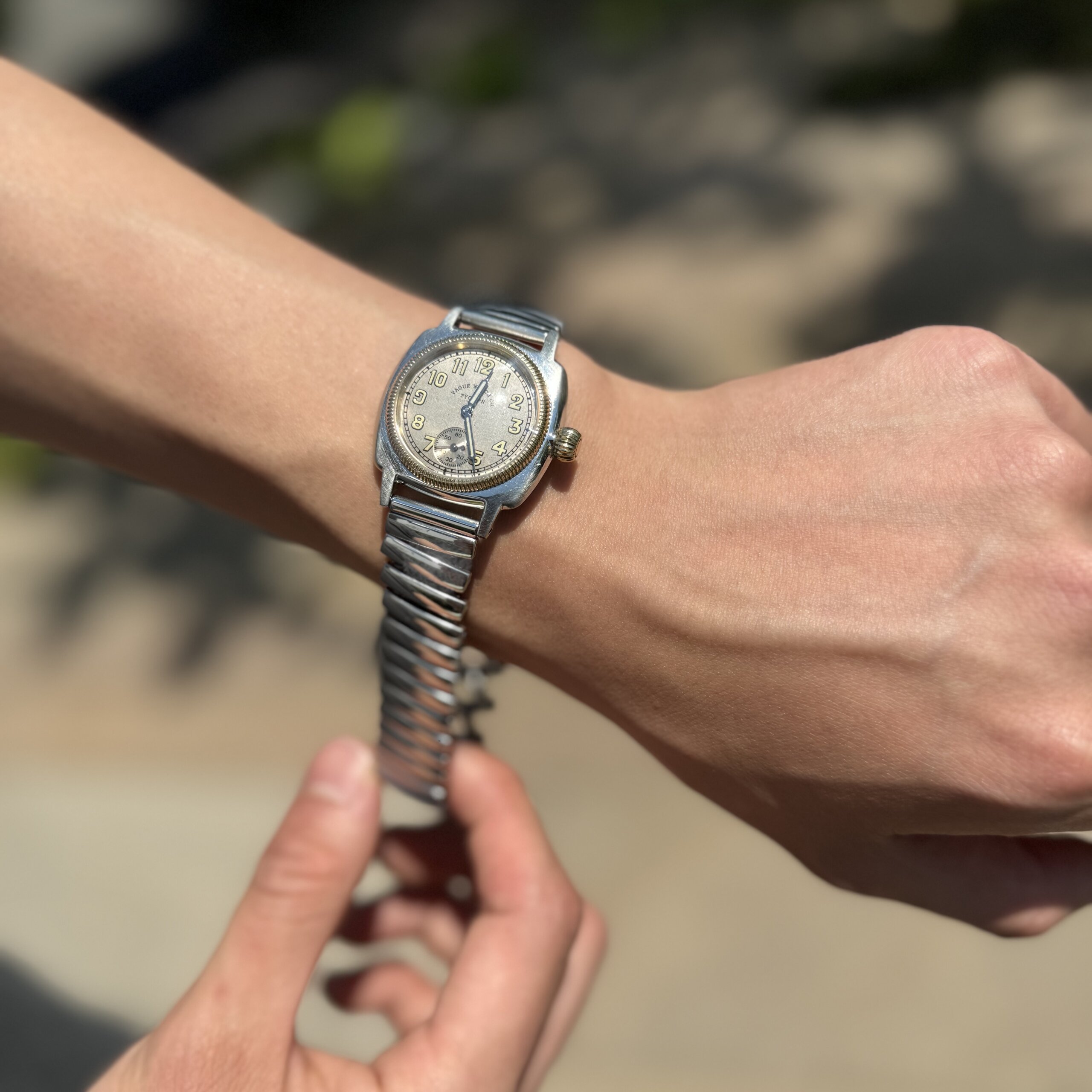 VAGUE WATCH / Coussin Early Extension - W/