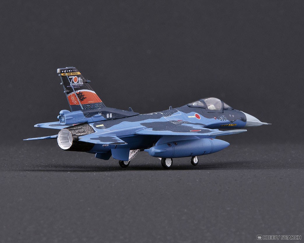 航空自衛隊 F-2A 空自創設70周年&築城基地開設70周年記念塗装機 2機