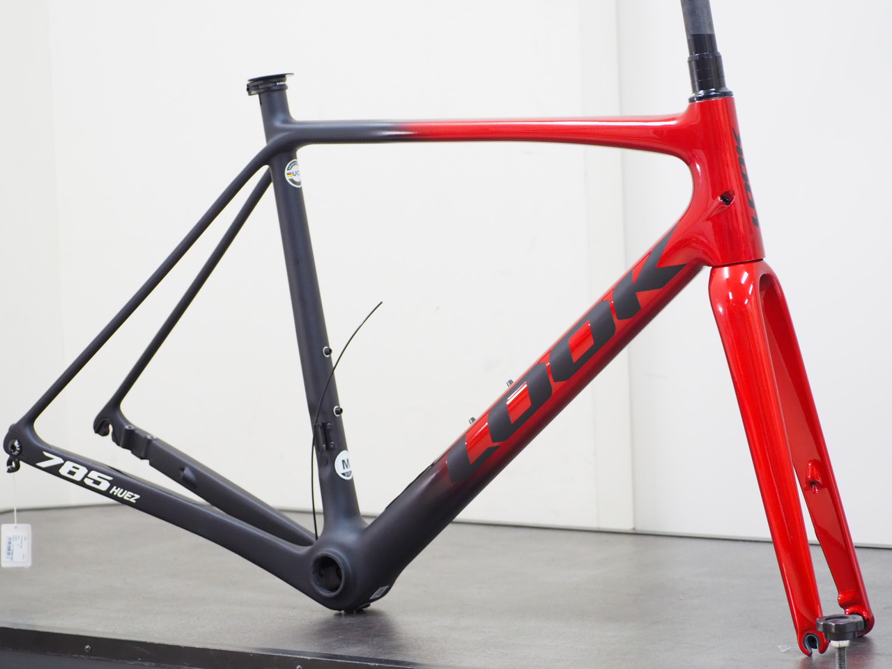 LOOK(ルック)|2023年モデルの型落ちバイクが激安で大特価です