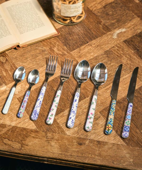 Fromイタリア】ネヴァディナーナイフ(MAIOLICA POLICROMA): 『欧州航路』