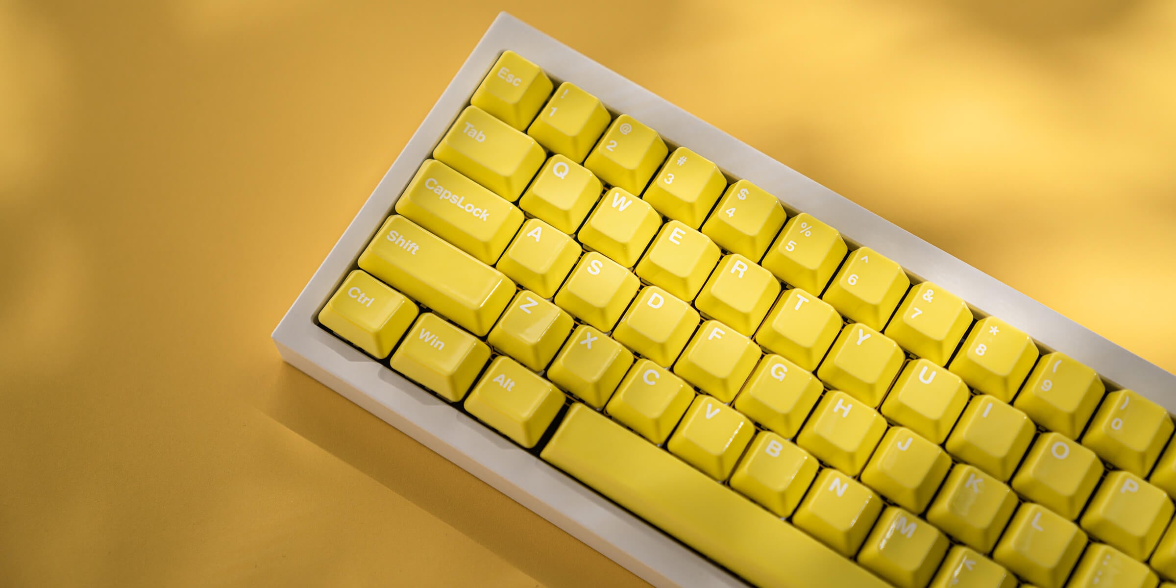 114キー 黄色キーキャップ | CeraKey