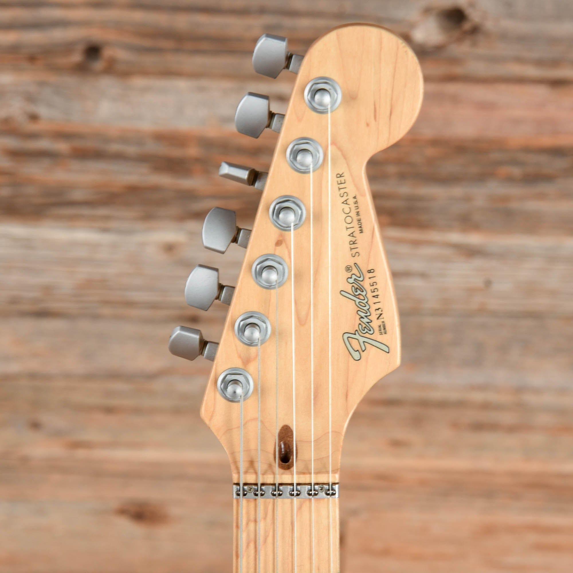 Fender Strat Plus Sunburst 1993 – Chicago Music Exchange