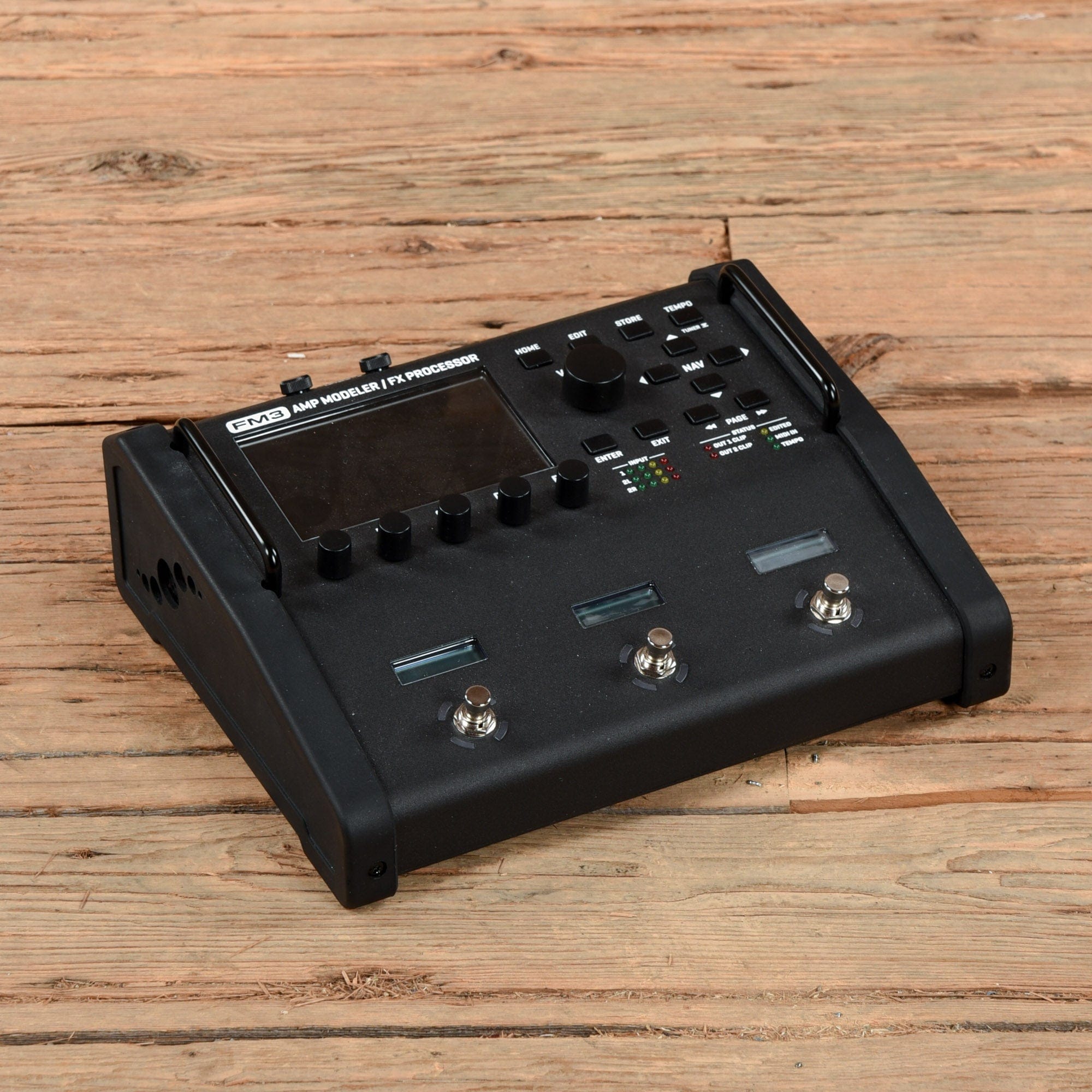 Fractal Audio Systems FM3 Amp Modeler/FX Processor – Chicago Music