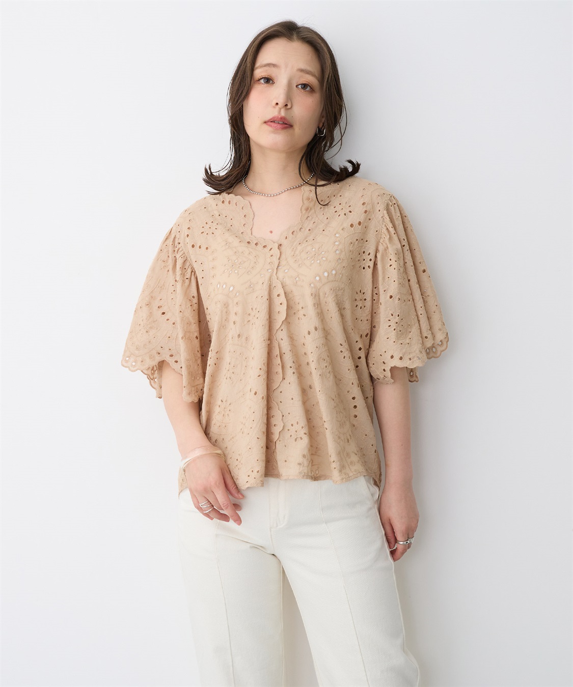 anyfee/プラスサイズ】パンチングレースフレアブラウス anyfee｜クロス