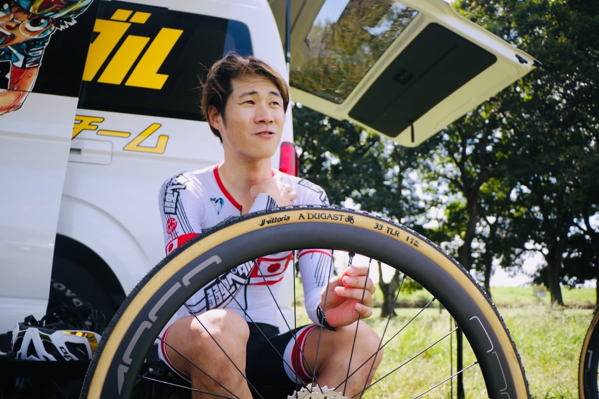 ヴィットリアxデュガスをどう乗り分ける？ 織田聖に聞くCXタイヤの