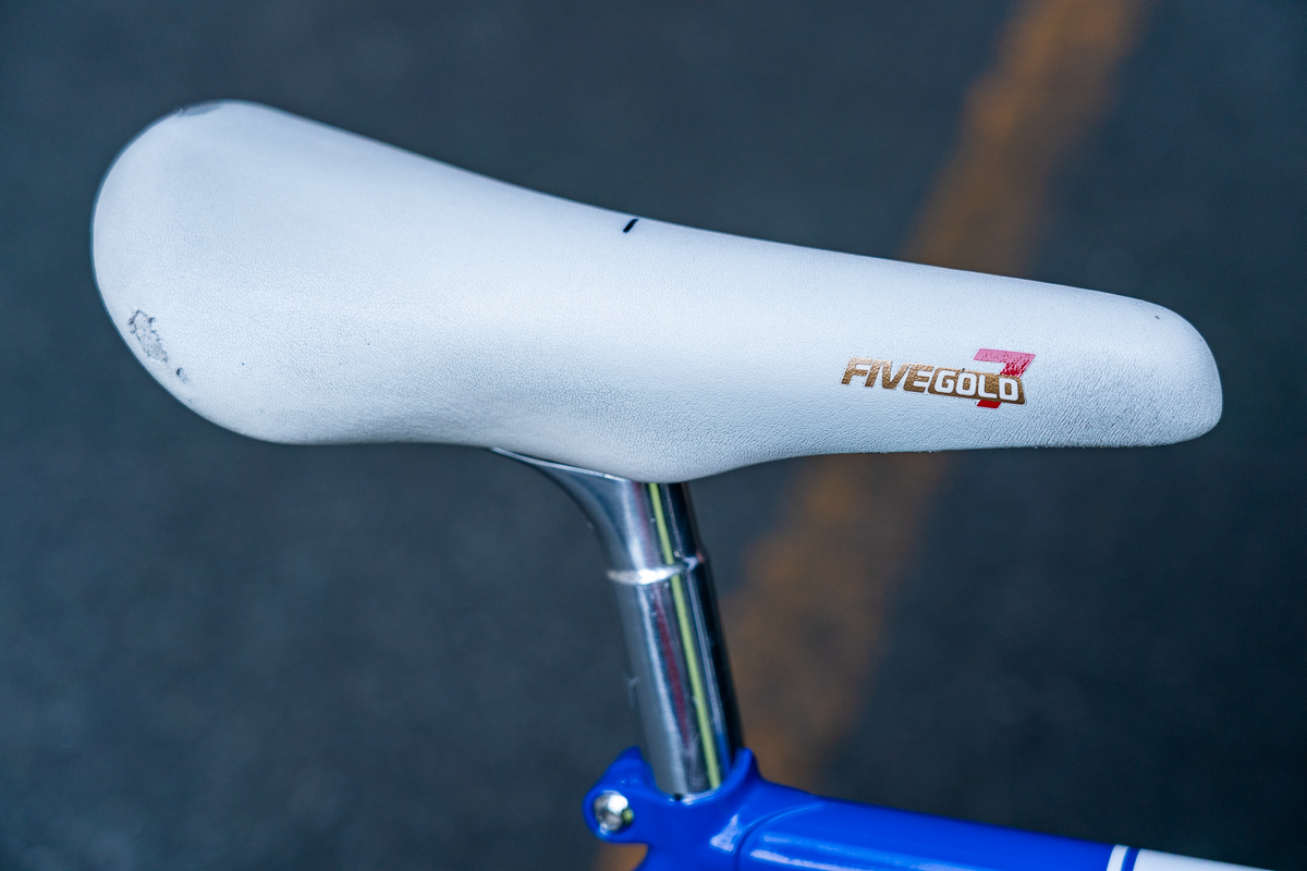 サドルは競輪選手の定番、カシマックス ファイブゴールド7 | cyclowired