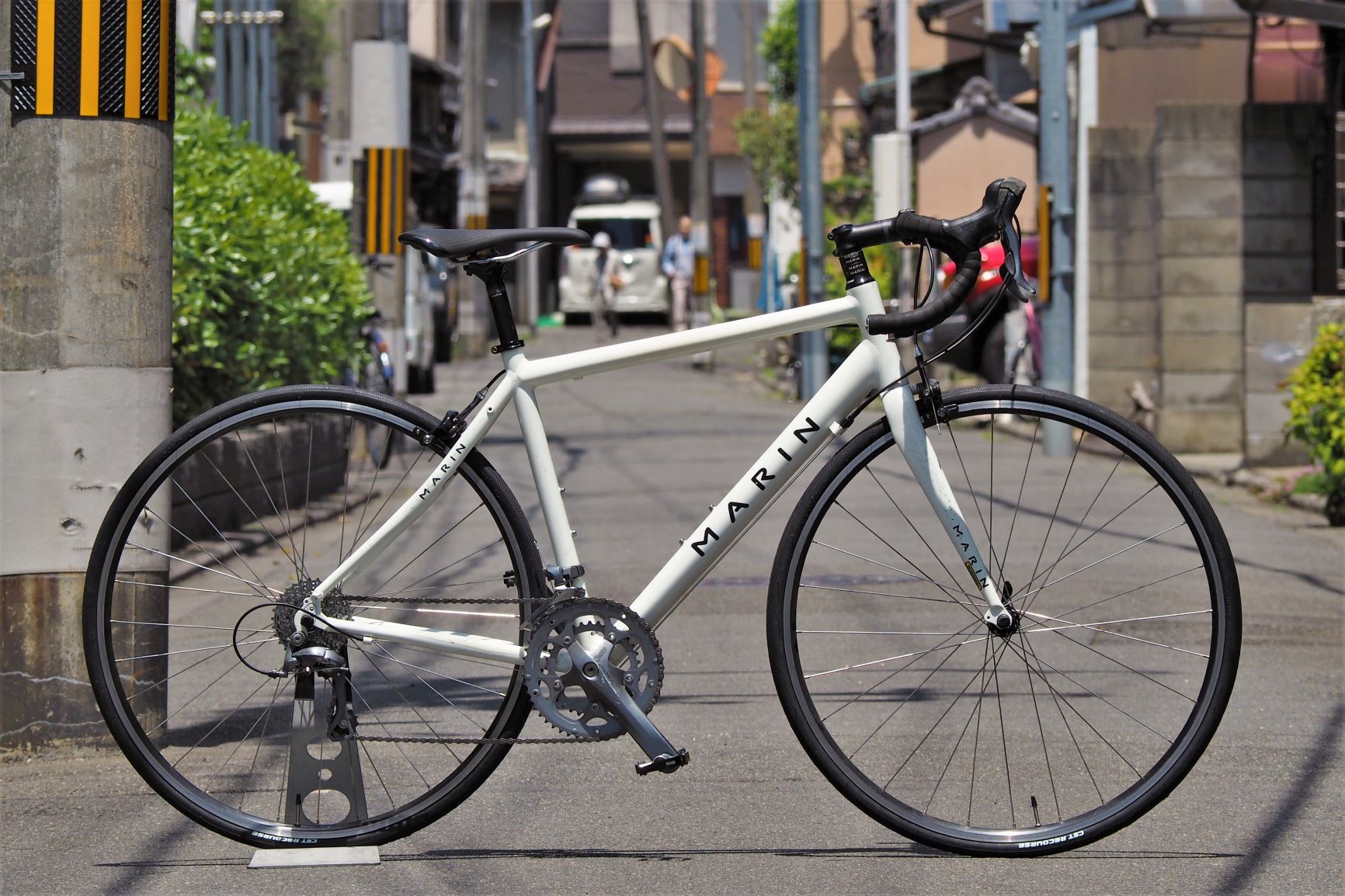 中古ロードバイク情報】スタイリッシュで街のり～サイクリングまで